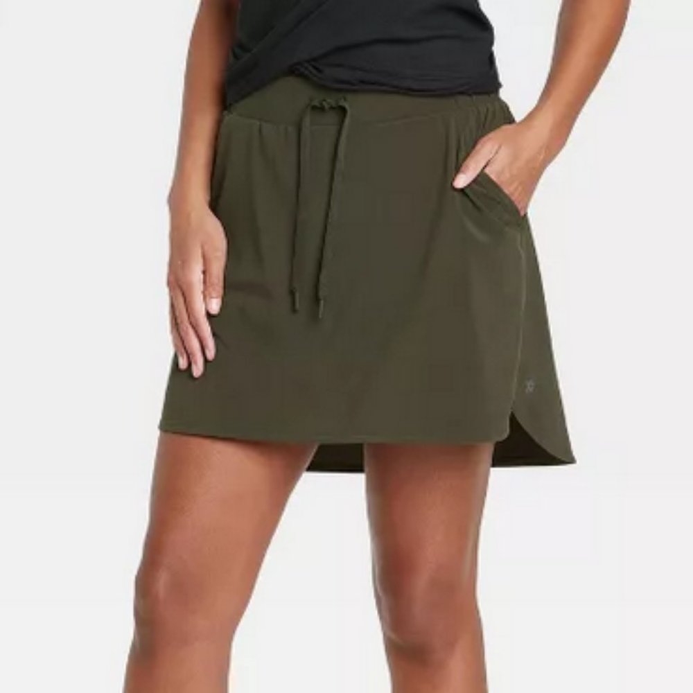 Women's Stretch Woven Skorts 18.5"